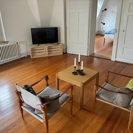 Charmante Altbauwohnung An Zentraler Lage * Zürich